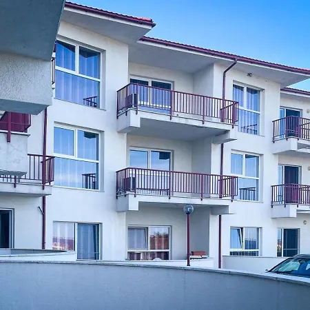 Amphora Vibes * Vama Veche